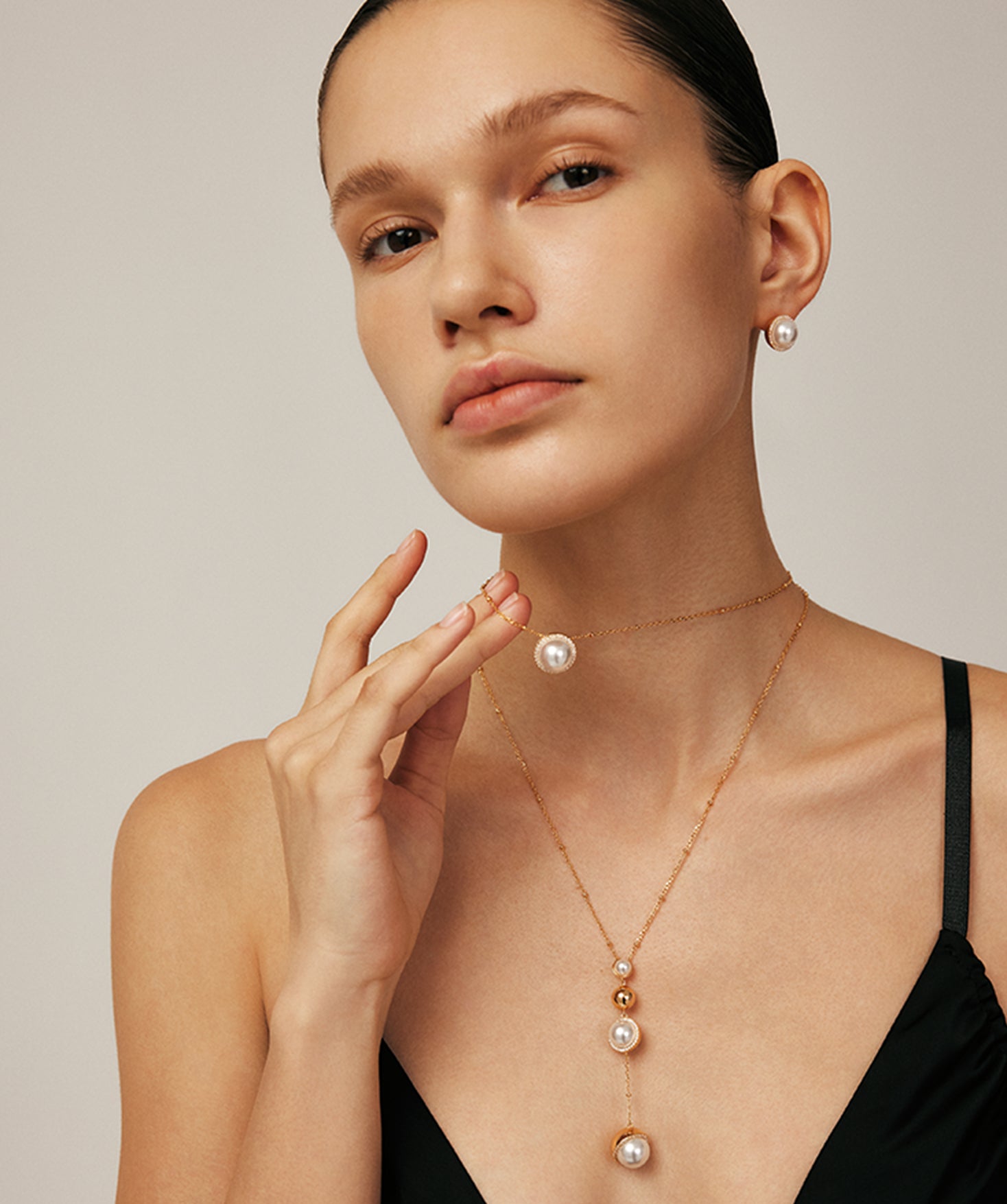 Elegant Pearl Moon Pendant Necklace – 18K Gold Vermeil Pearl Jewelry | MaiaMina