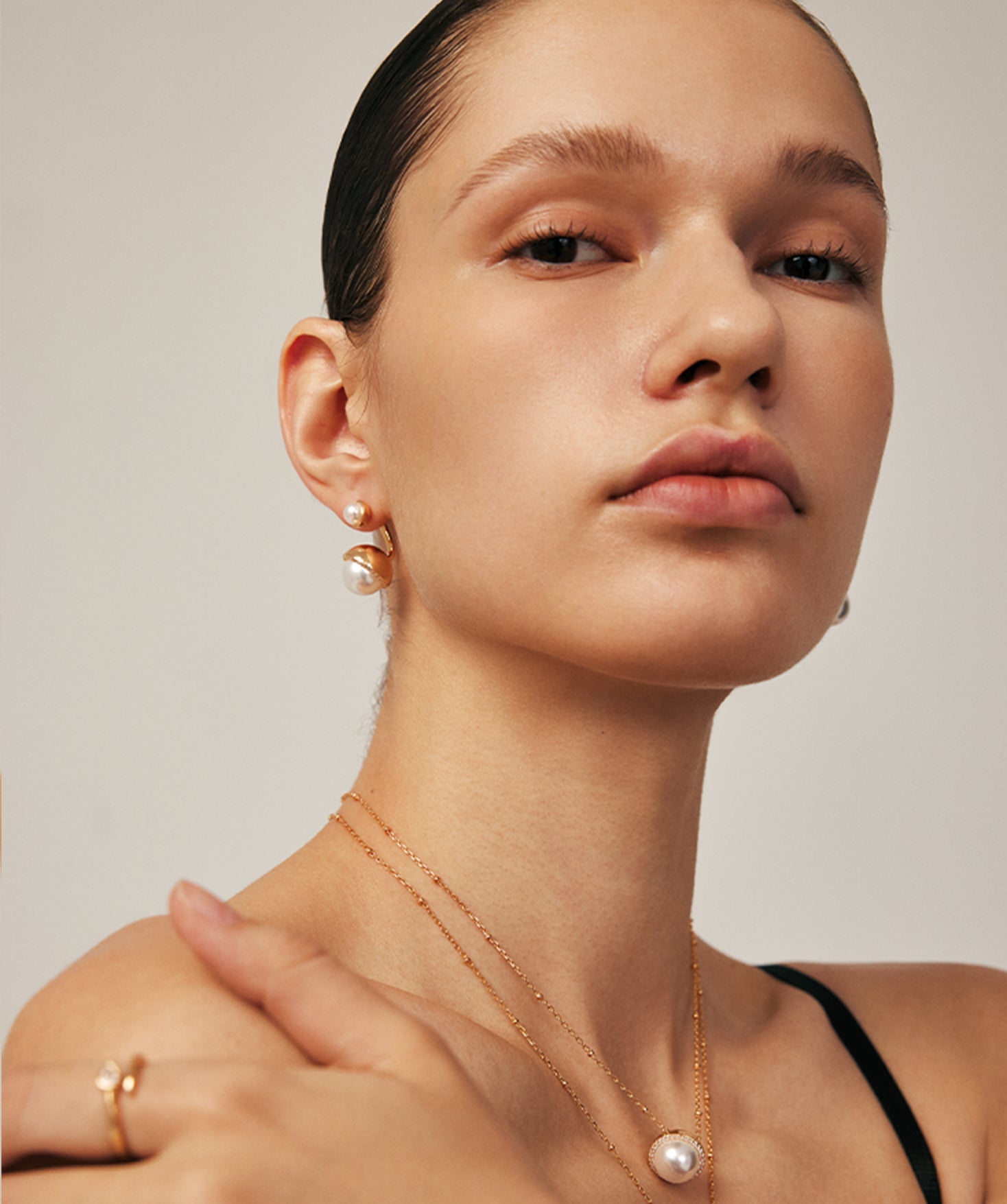 Elegant Pearl Stud Earrings with 18K Gold Vermeil and CZ Halo – MaiaMina