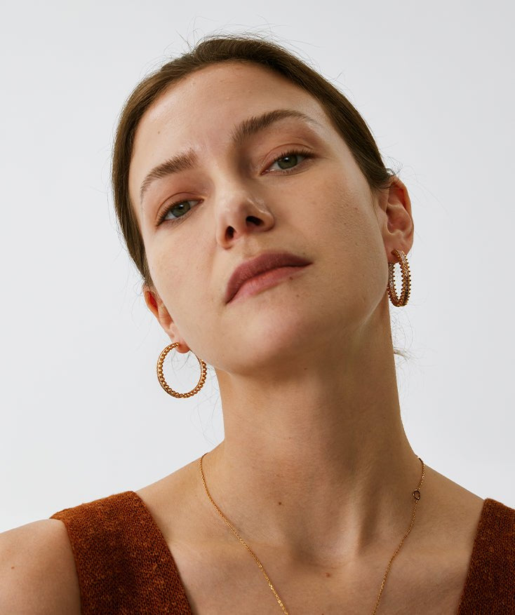 Rock Gemstone Ombre Spike Hoop Earrings | Gold-Plated Statement Hoops – MaiaMina