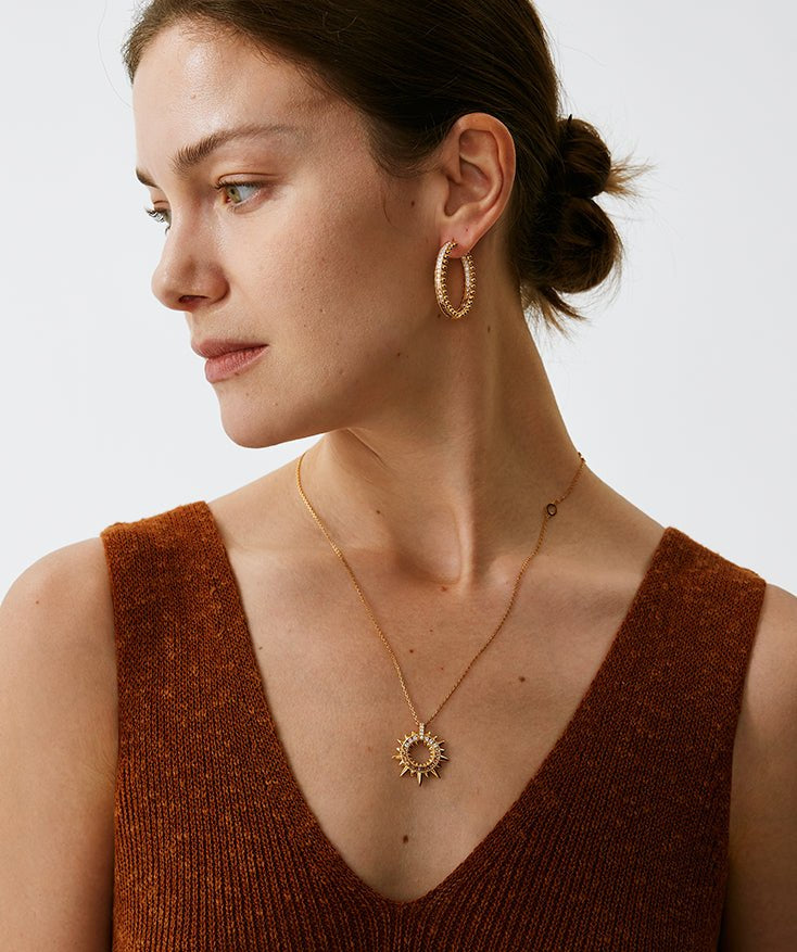 Gold Vermeil Spike Pendant Necklace with Gradient Gemstones – MaiaMina