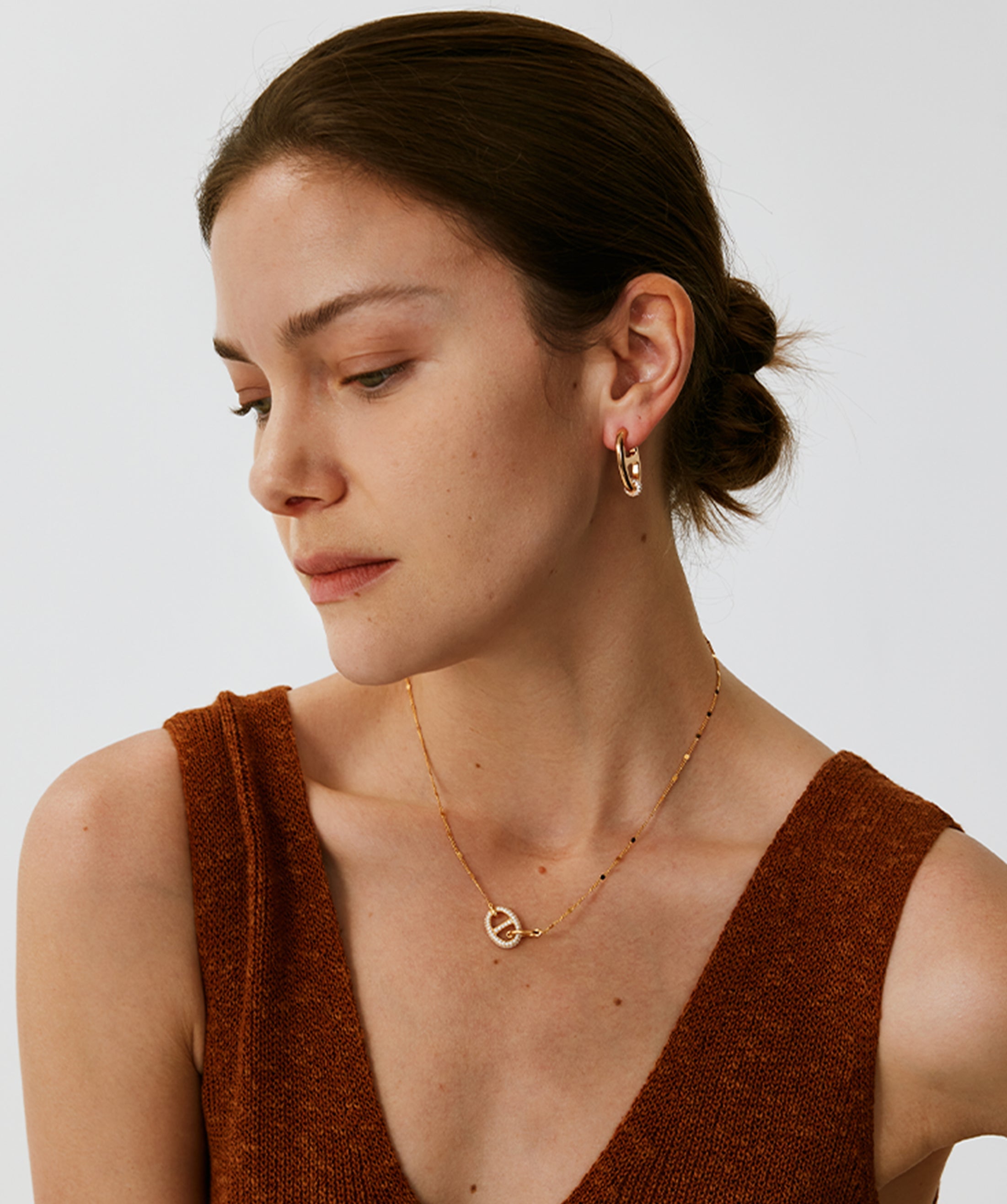 18K Gold Plated Pave Mariner Interlocking Pendant Necklace – Elegant Geometric Jewelry | MaiaMina