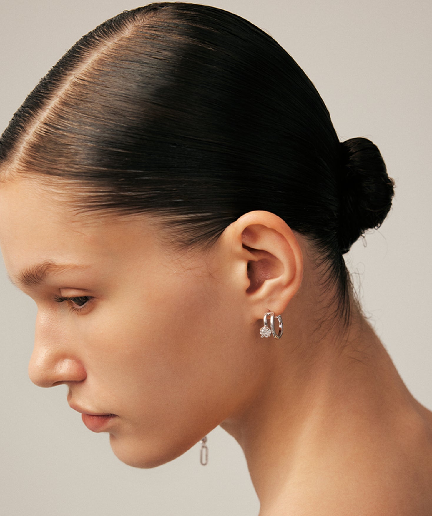 Mismatched Drop Earrings in Rhodium with Gradient Blue Purple Gemstones – Wilda Collection | MaiaMina