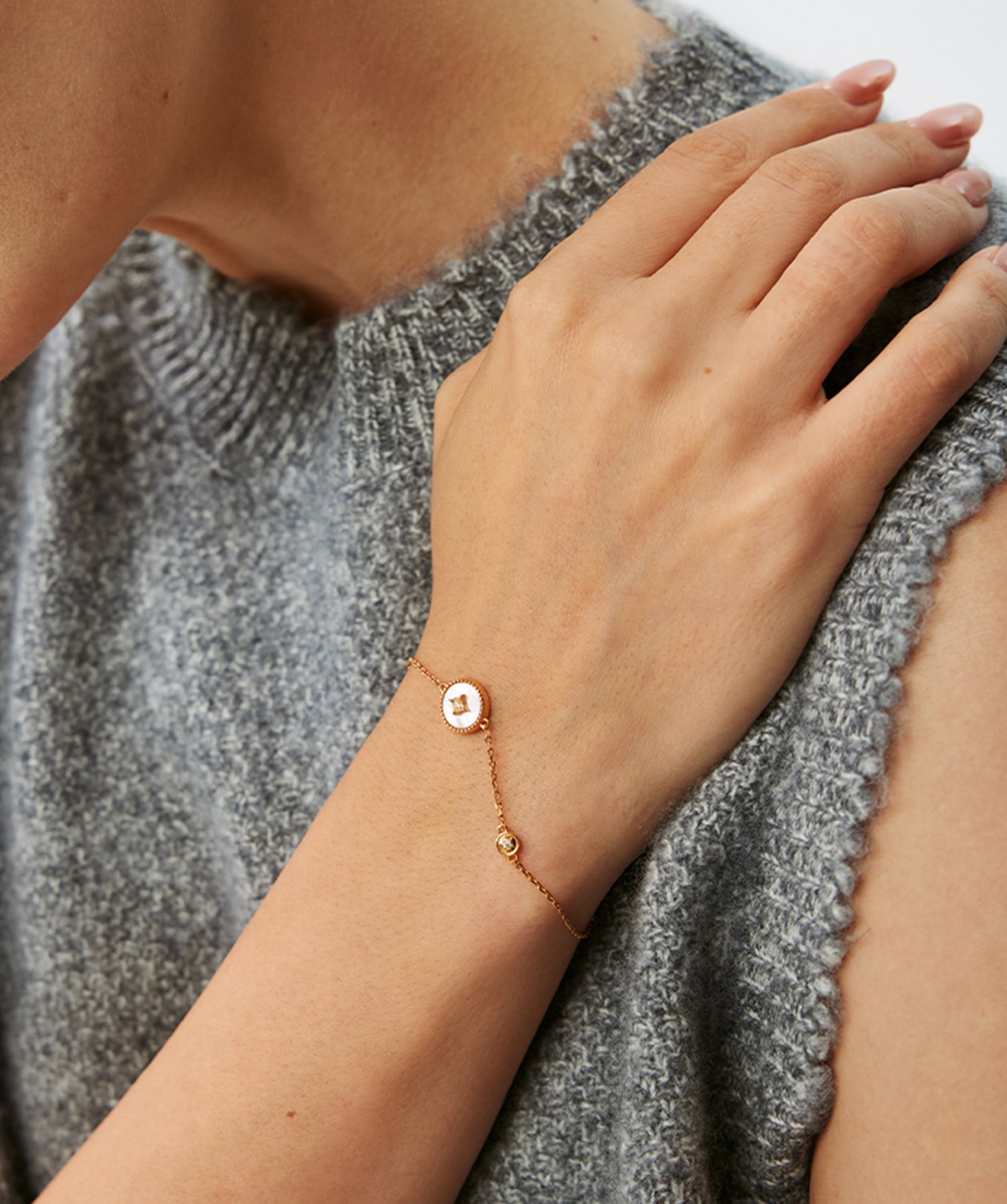 Gold Vermeil Mother of Pearl Bracelet with Pavé Accent – Aura Collection | MaiaMina