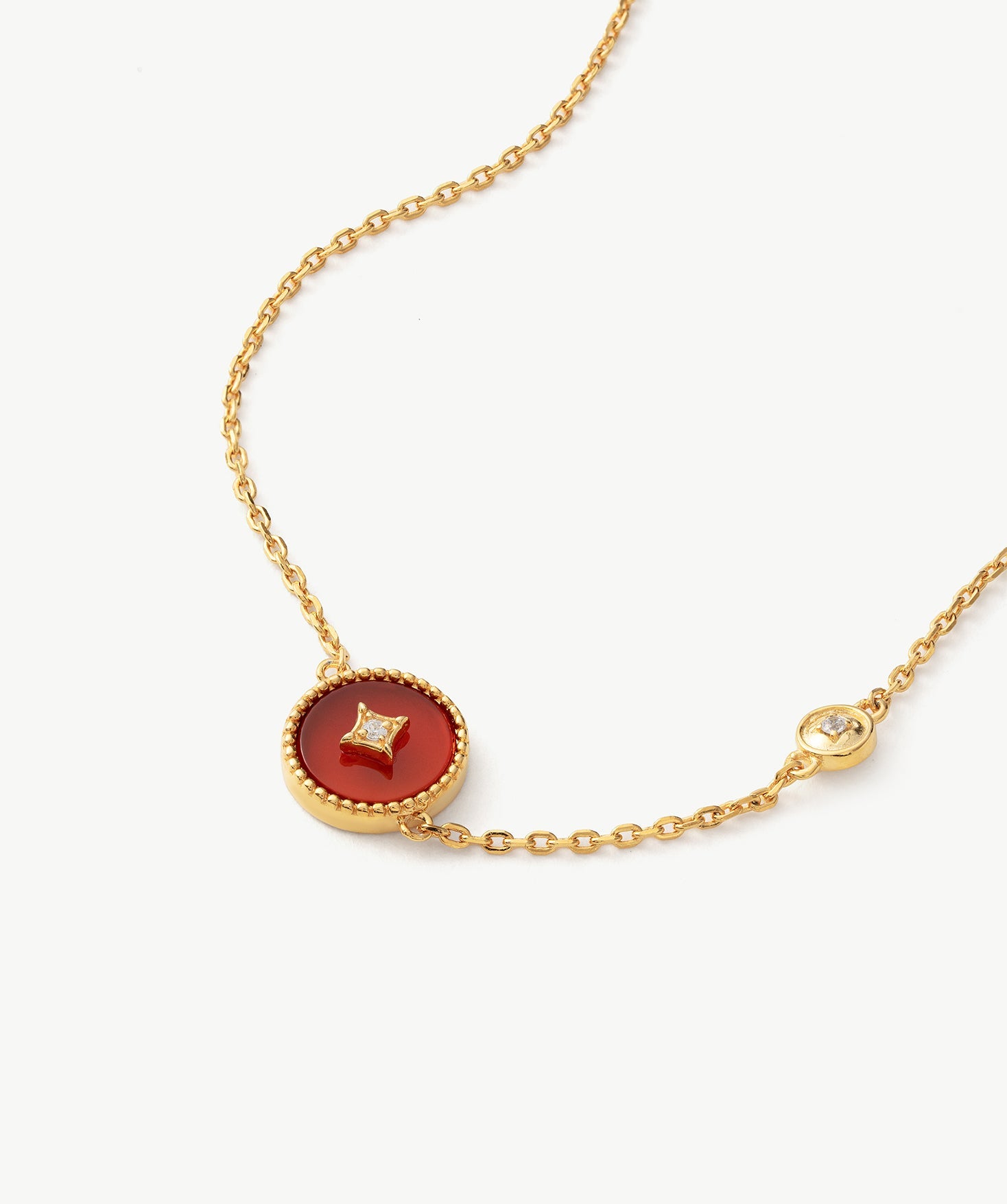 Gold Vermeil Red Agate Bracelet with Pavé Detail – Aura Collection | MaiaMina