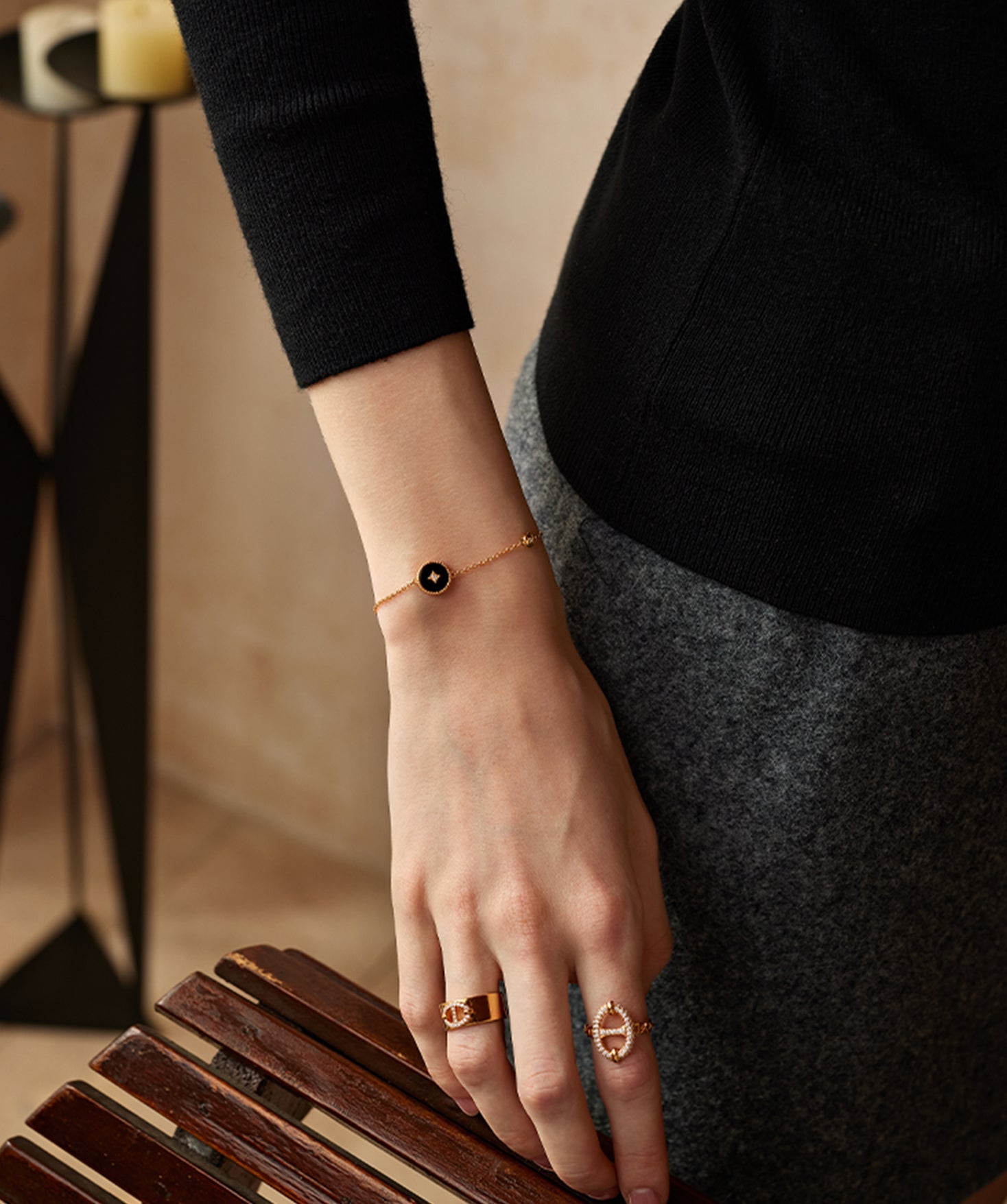 Gold Vermeil Black Agate Bracelet with Pavé Center – Aura Collection | MaiaMina