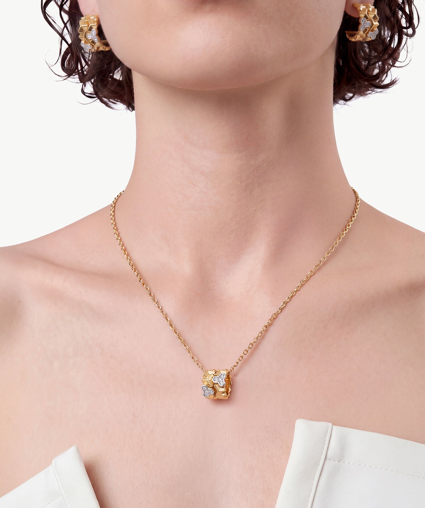 MaiaMina Pendant Necklace Gold Vermeil Two Tone Geometric Link Charm Necklace LYNKA