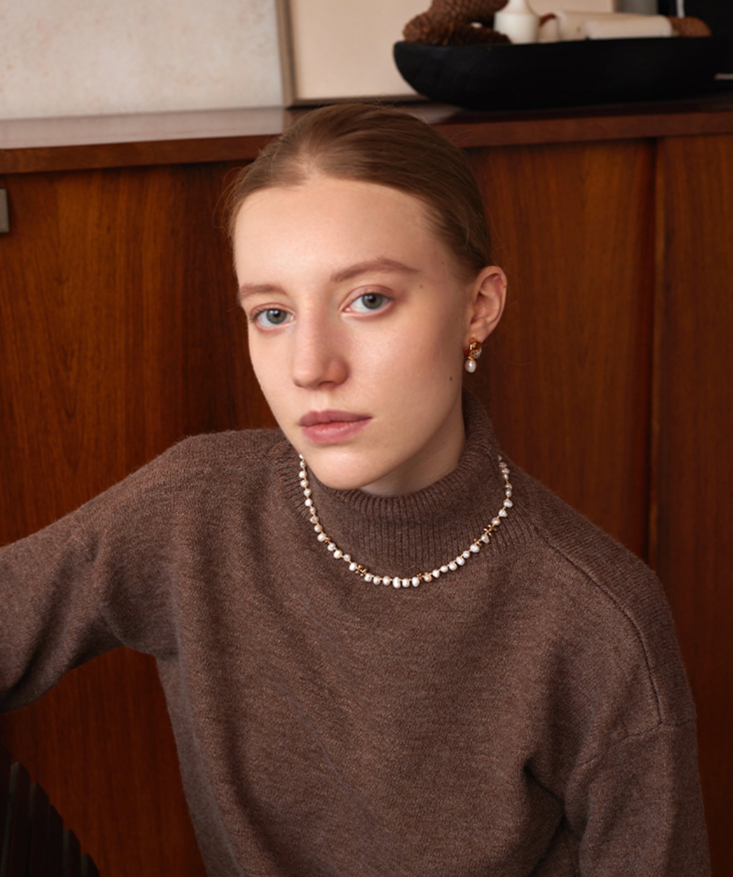 Gold Pearl Pave Mini Hoop Earrings – Sculptural 18K Gold Vermeil Jewelry | MaiaMina