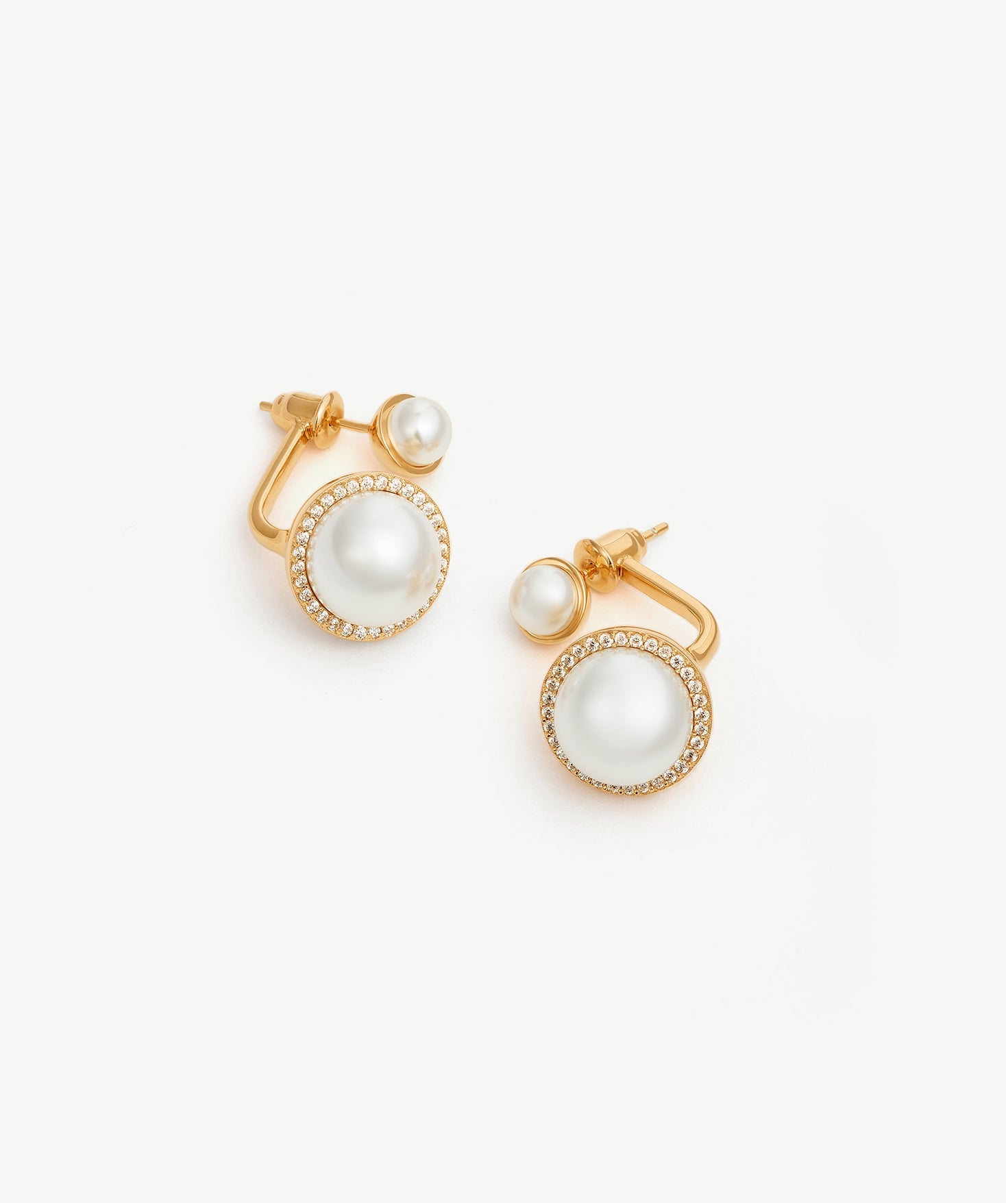 Elegant Pearl Stud Earrings with 18K Gold Vermeil and CZ Halo – MaiaMina
